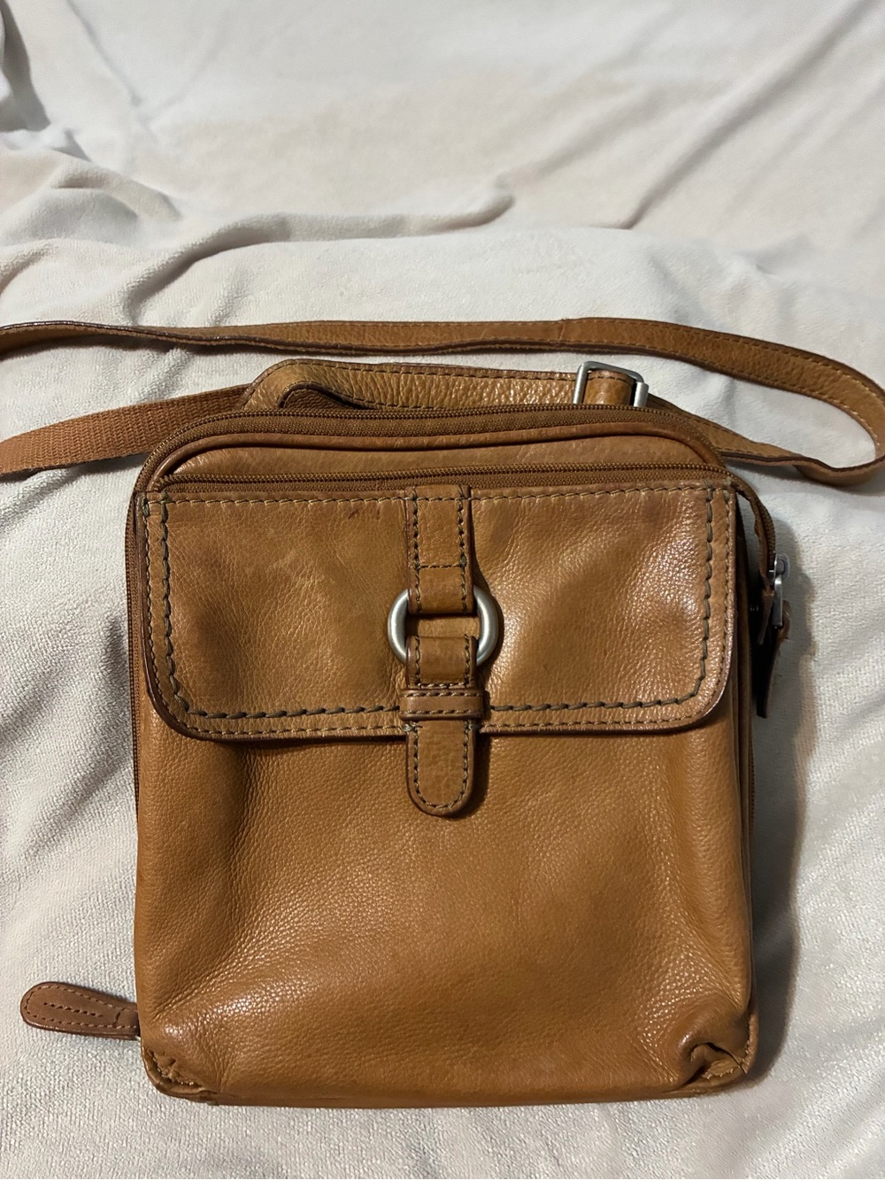 Fossil Tan Leather Crossbody Bag with Front Ring Accent